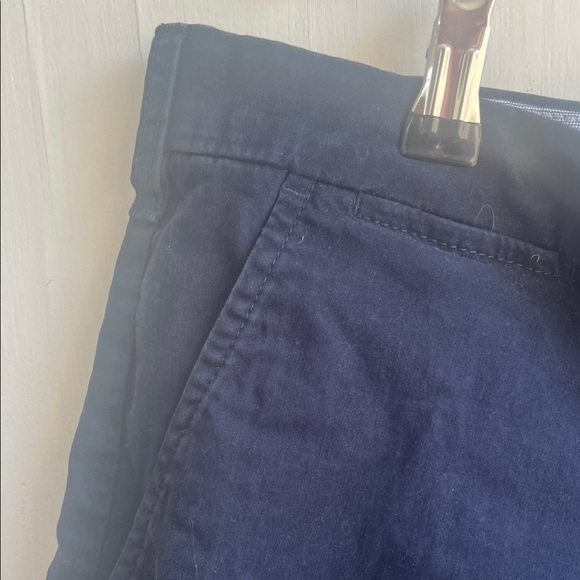 Tommy Hilfiger Dark Blue Flat Front Shorts Waist 38 - Picture 4 of 6